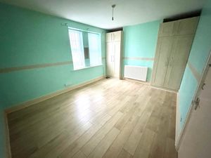 Photo 5- click for photo gallery